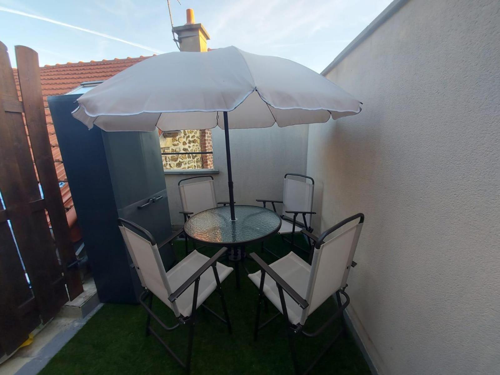 Sunny Suite-Proche Paris & Disney Fontenay-sous-Bois Luaran gambar